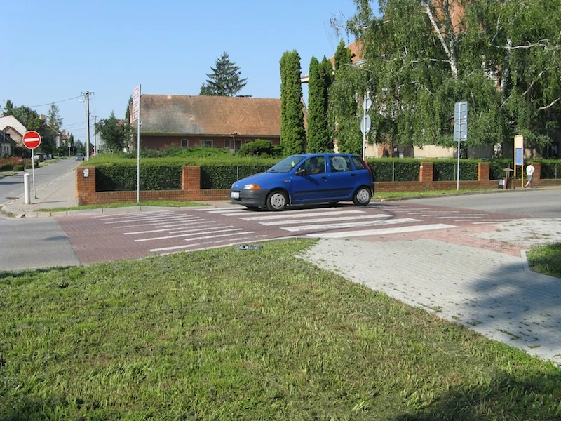 Lednice — Zpomalovací retardéry, ostrůvky